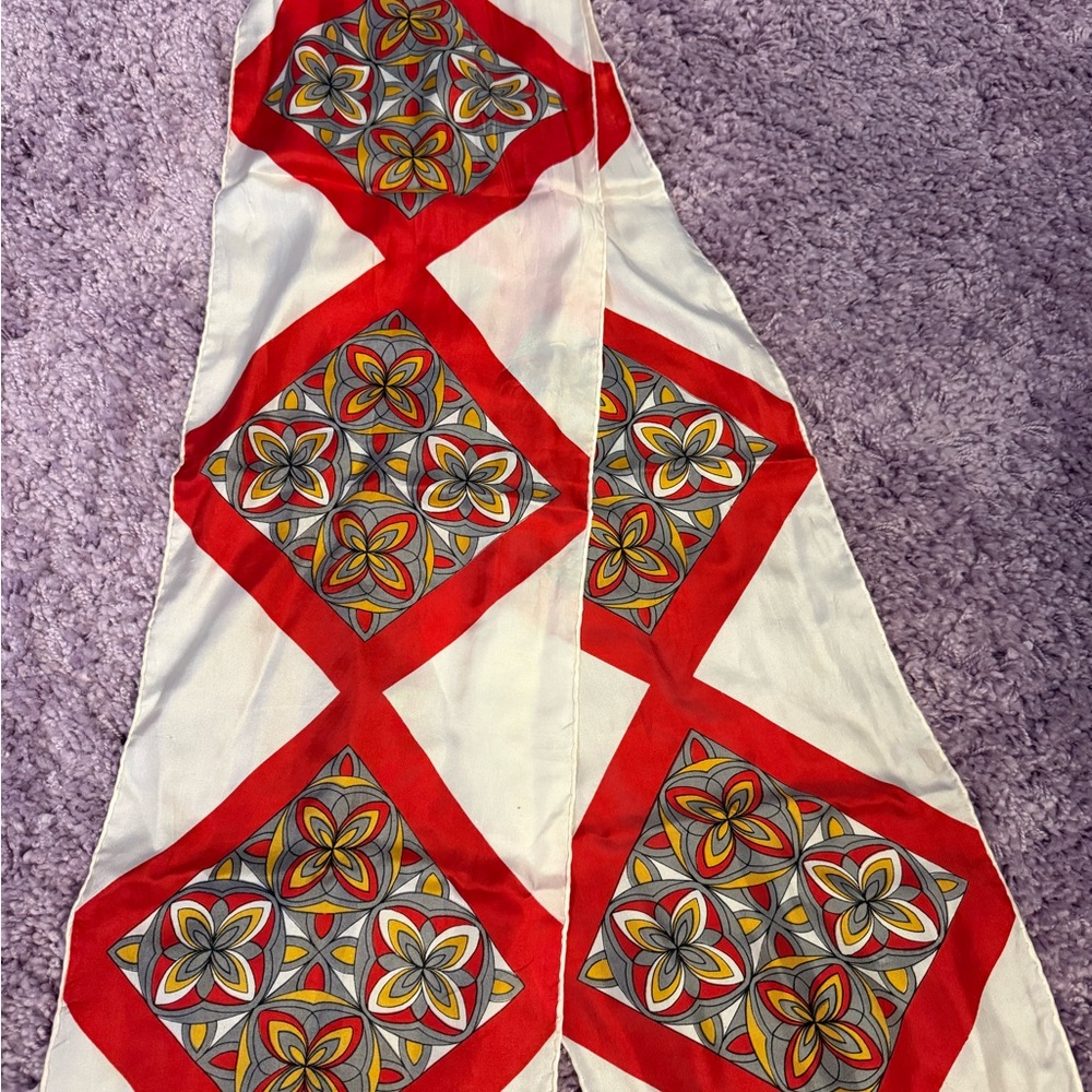 Diamond pattern Jaleh and Joseph scarf